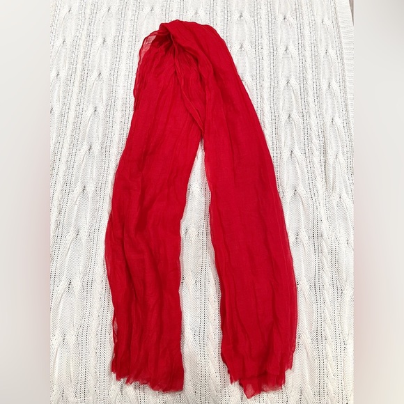 Bright red scarf wrap - Picture 5 of 6